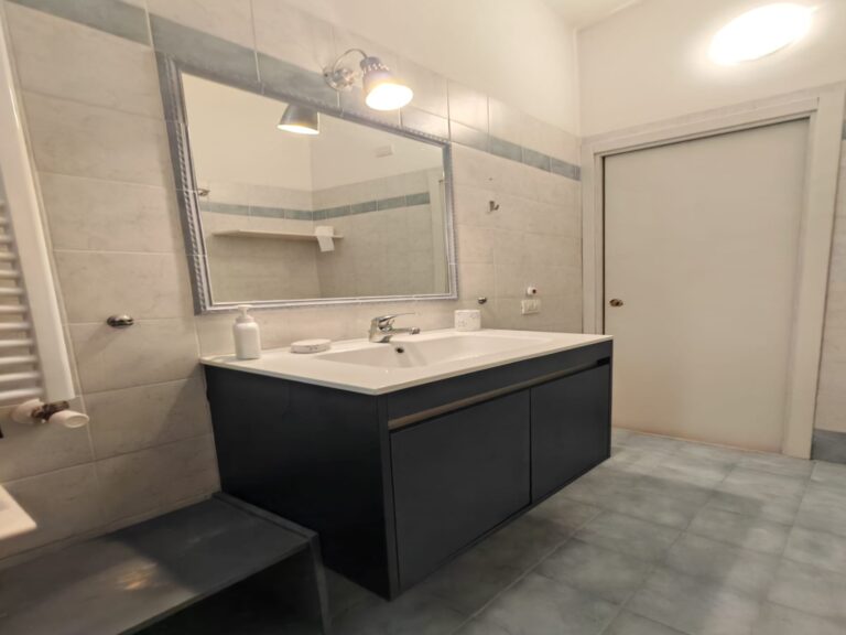 WhatsApp Image 2025-04-29 at 3.38.53 PM - Copia